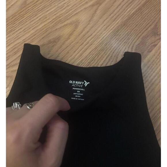 Old Navy Active Sports Bra Crop Top Size XS - Picture 2 of 7